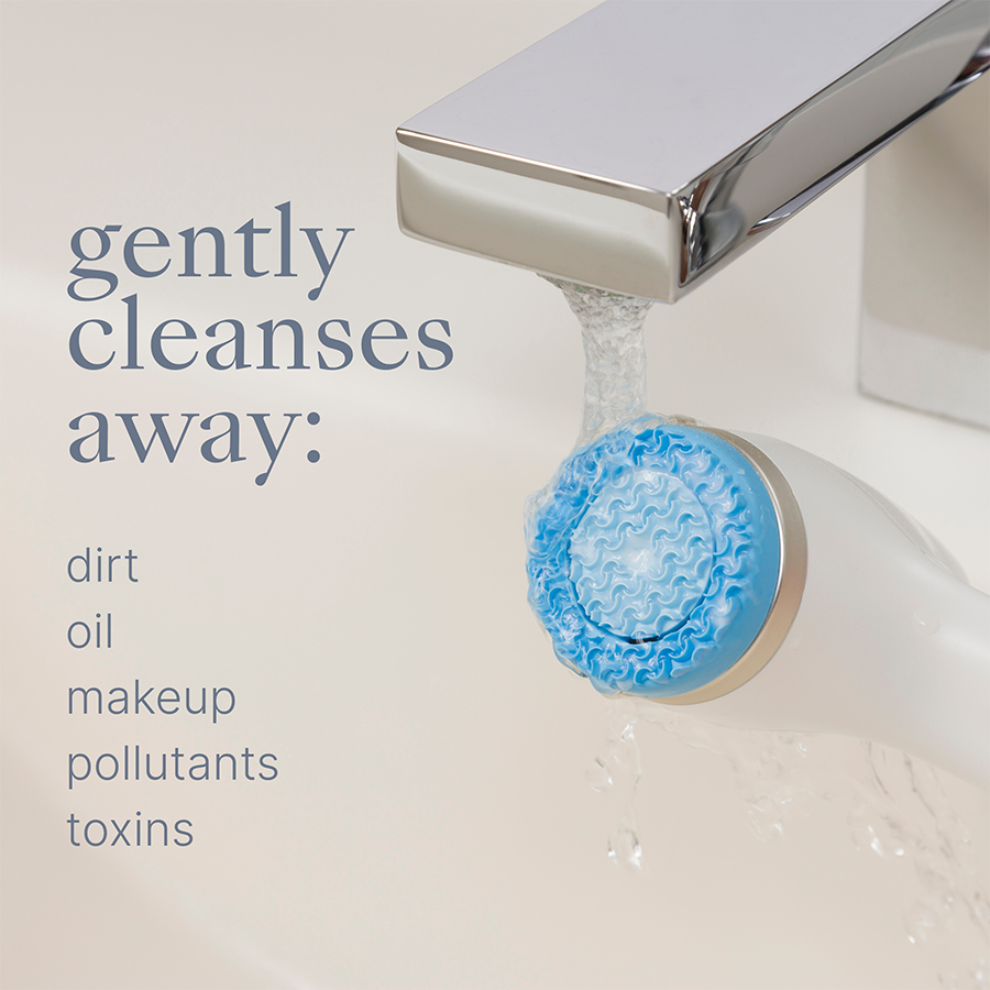 LumiSpa iO Device and Treatment Cleanser Bundle
