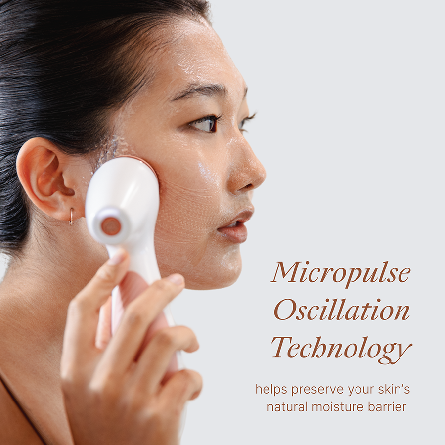 LumiSpa iO Device and Treatment Cleanser Bundle