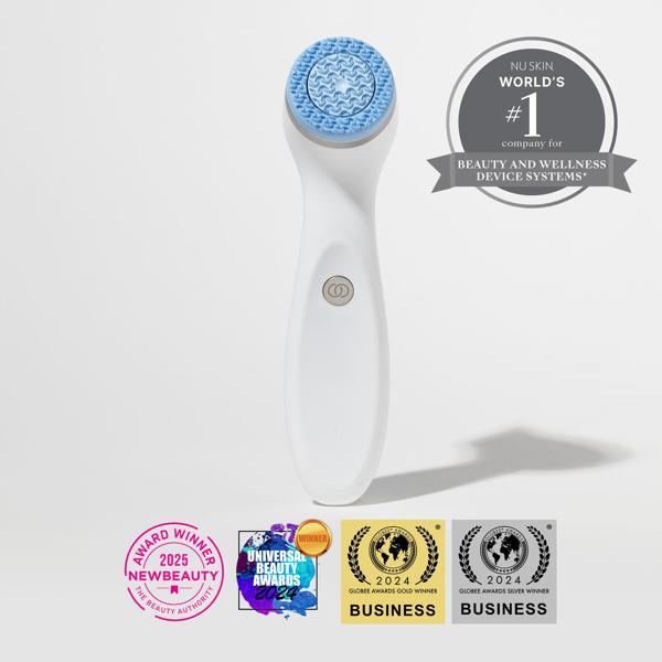 ageLOC LumiSpa iO smart facial cleansing device by Nu Skin