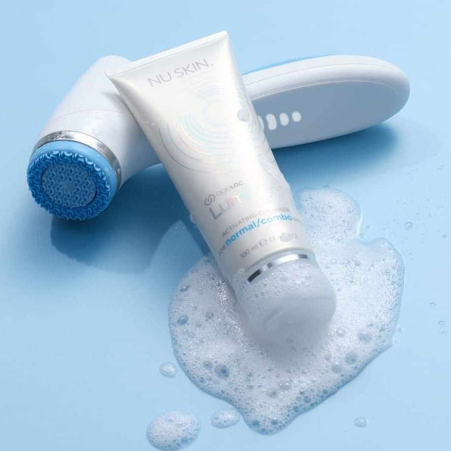 LumiSpa iO Device and Treatment Cleanser Bundle